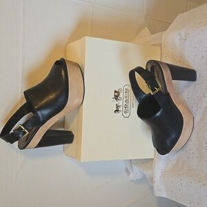 Coach Petrina Platform Peep toe Sandal